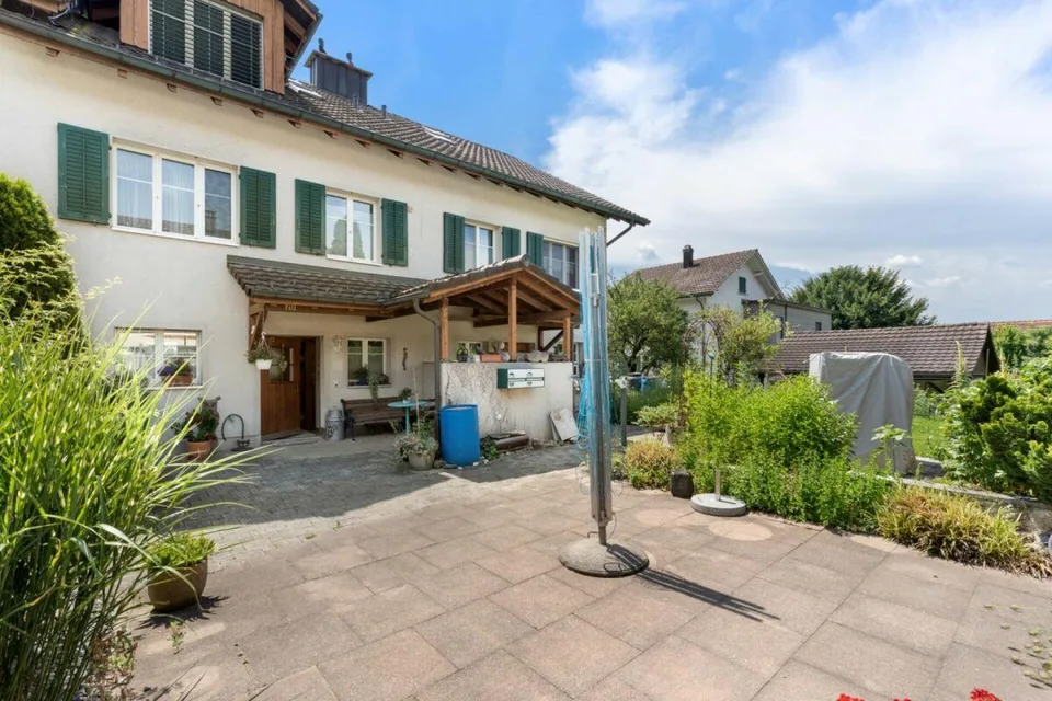 Grosszügiges & charmantes Haus für Ihre Familie