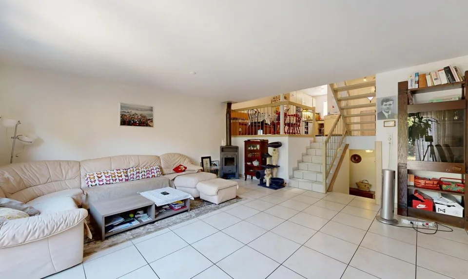 Maison de 120 m² – 6 pièces avec jardin et un environnement paisible