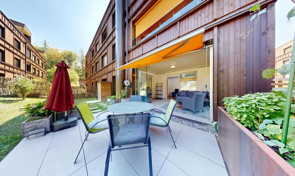 Moderne 3.5-Zimmer-Gartenwohnung mit grosszügigem Aussenbereich