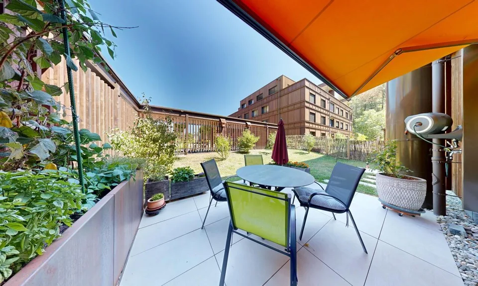 Moderne 3.5-Zimmer-Gartenwohnung mit grosszügigem Aussenbereich