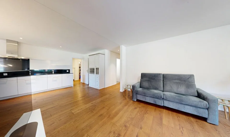 Moderne 3.5-Zimmer-Gartenwohnung mit grosszügigem Aussenbereich