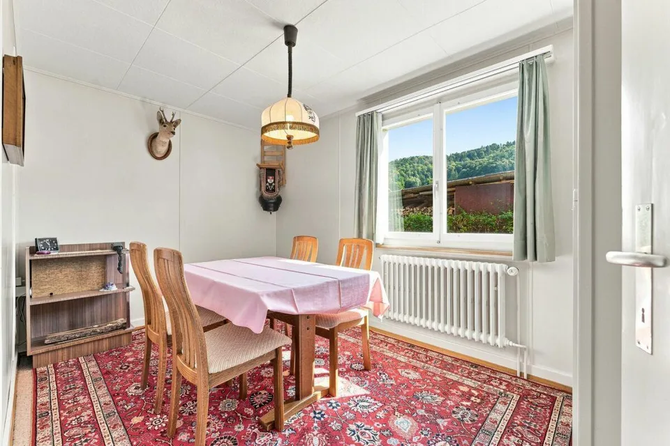 6½-room single-family house in a quiet and sunny location in the 30 km/h zone