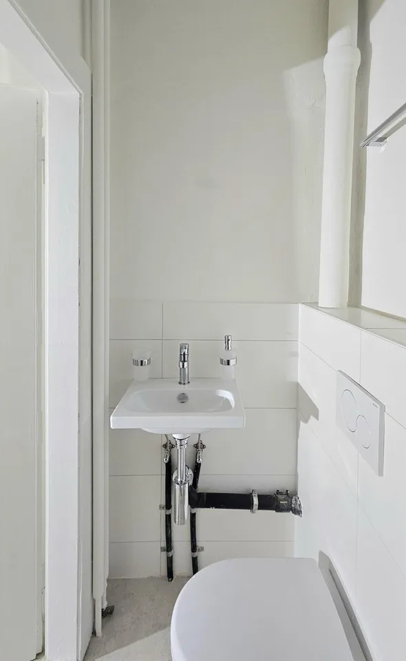 Charmant, Altbau, neu saniert, ruhig, zentral, in modernem Quartier