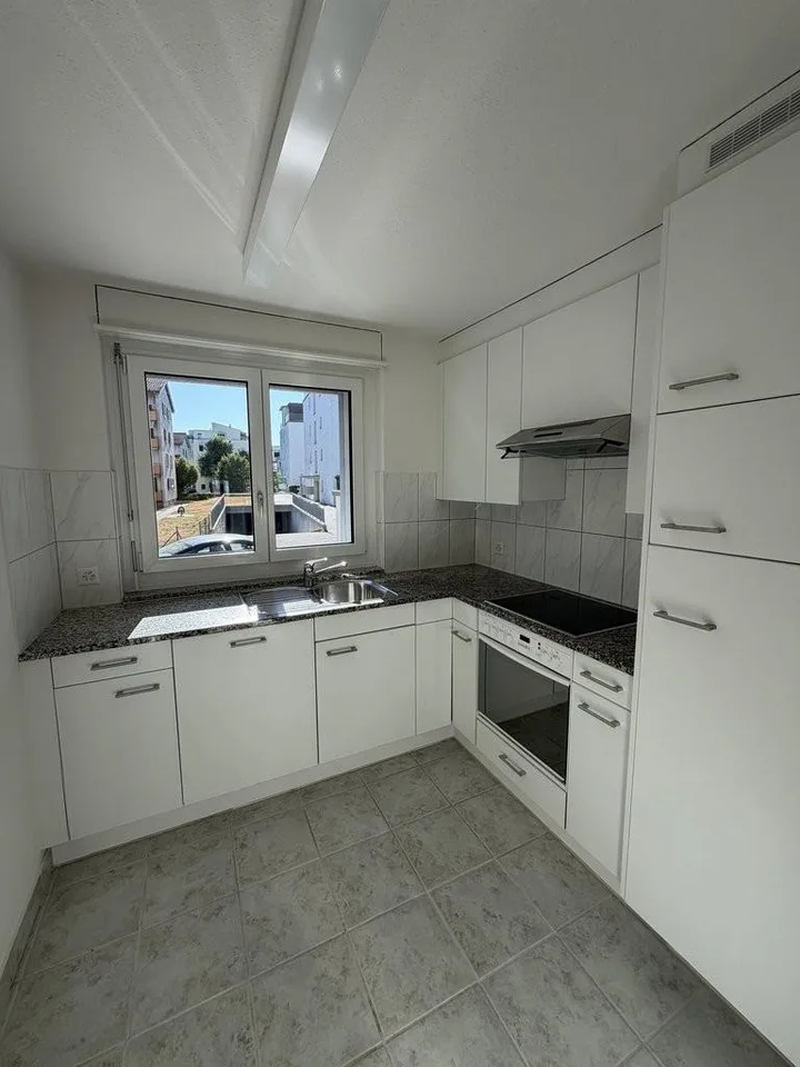 4 ½ Zimmer-Wohnung, 5600 Lenzburg