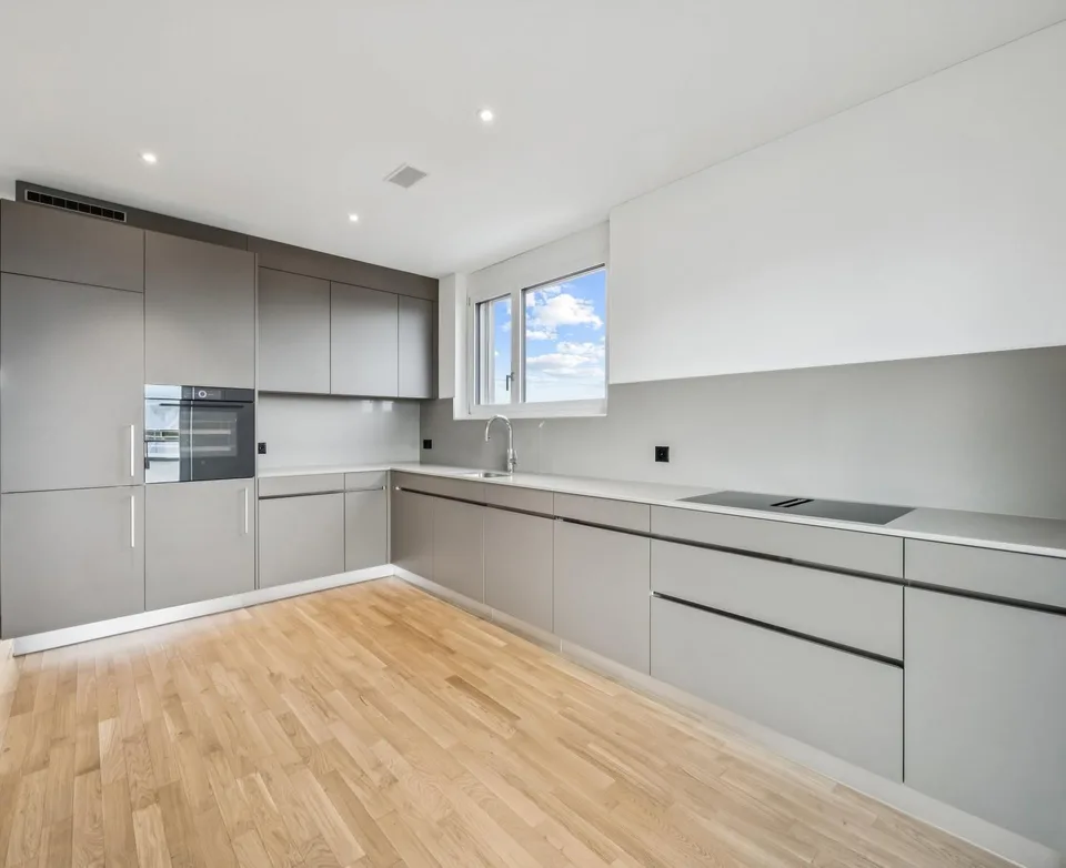 Newly built apartment in a dream location directly on the lake shore in Rapperswil-Jona