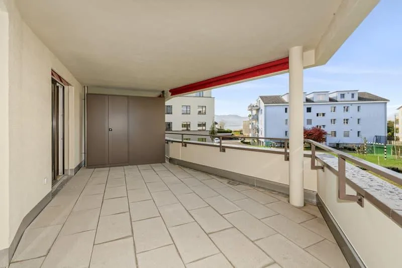 Newly built apartment in a dream location directly on the lake shore in Rapperswil-Jona
