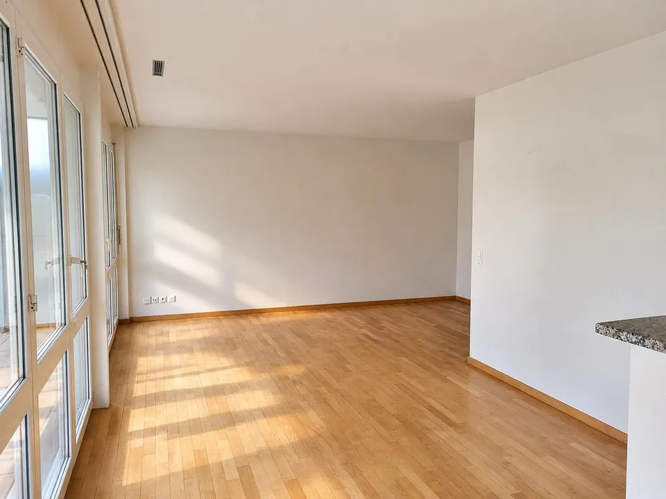 Appartamento di 4,5 locali con area di soggiorno a Küsnacht con vantaggi fiscali