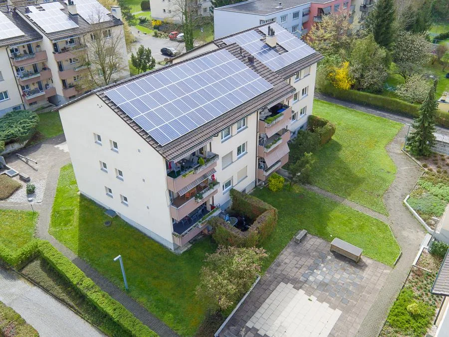 Lichtdurchflutete Wohnung mit Chemine