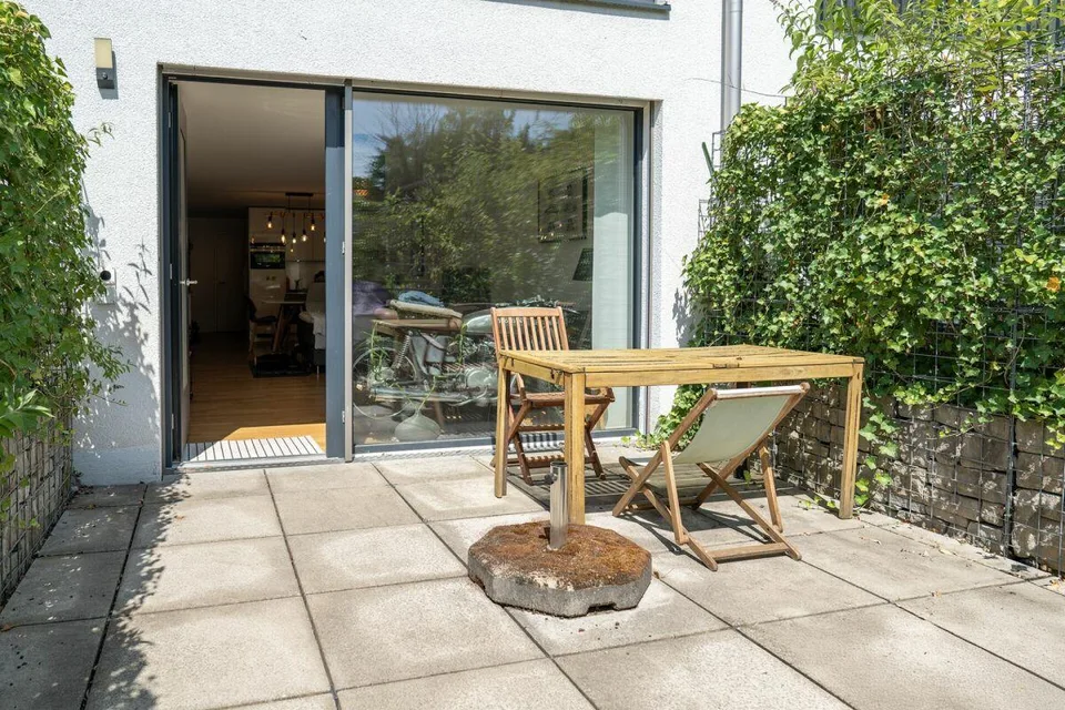Moderne 1.5 Zimmer-Wohnung mit Terrasse