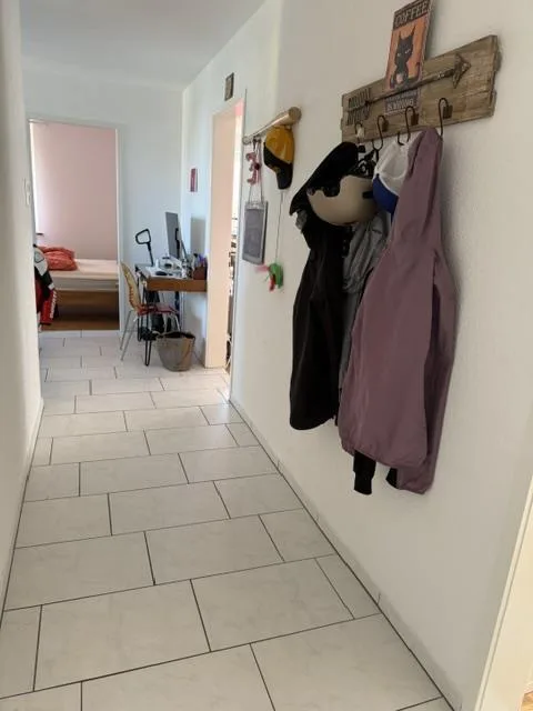 Helle 3.5 Zimmer Wohnung mit Balkon