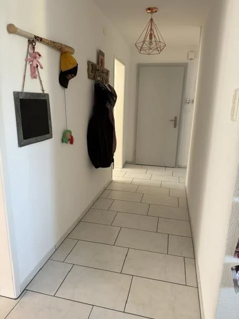 Helle 3.5 Zimmer Wohnung mit Balkon