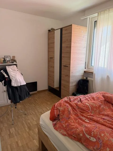 Helle 3.5 Zimmer Wohnung mit Balkon
