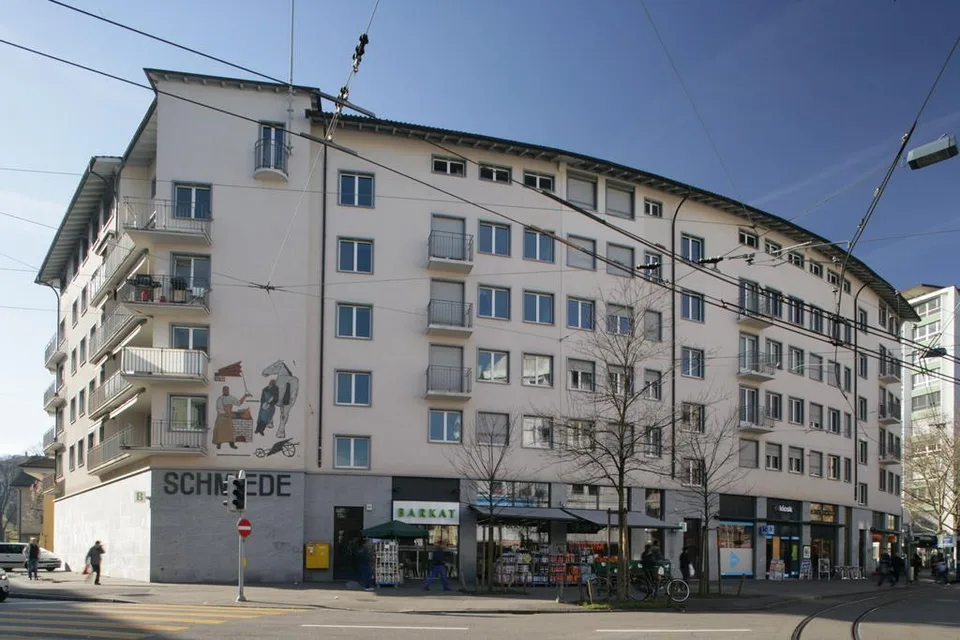 Gedeckter Fahrradabstellplatz im herzen von Wiedikon