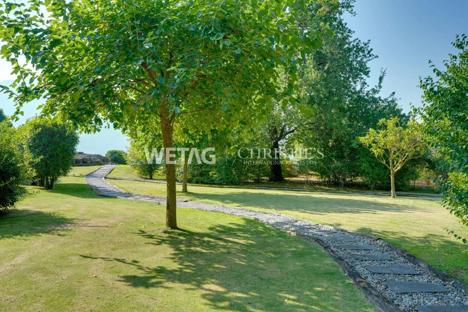 Exklusives & modernes Penthouse zum Verkauf in Ascona mit Blick auf...