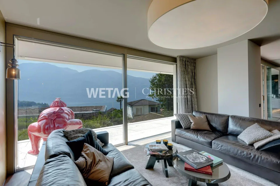 Exklusives & modernes Penthouse zum Verkauf in Ascona mit Blick auf...
