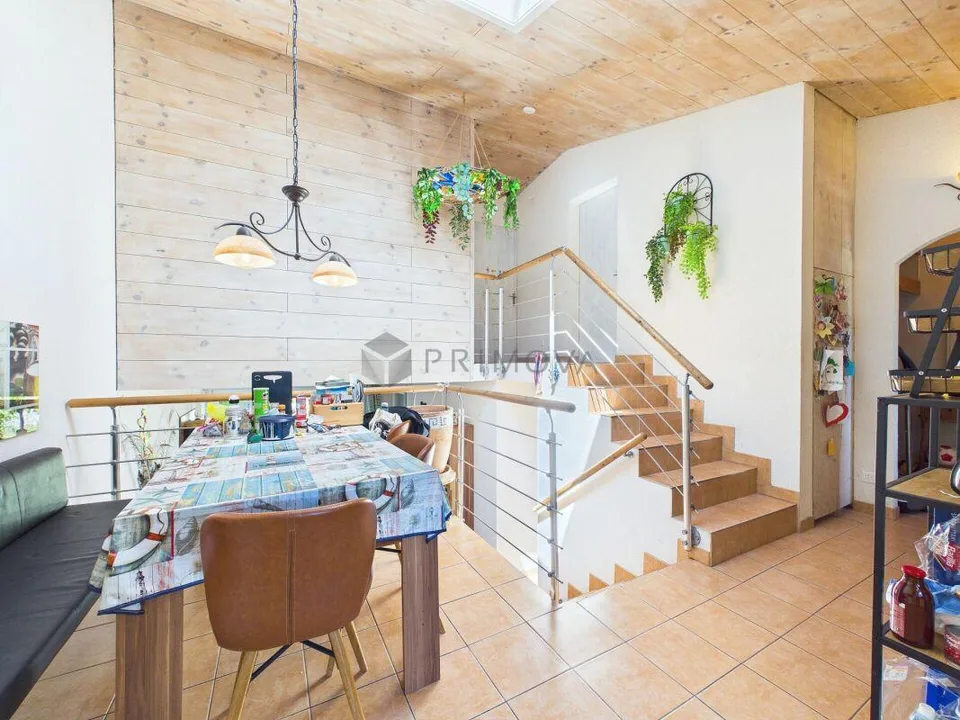 Bella casa a schiera in una posizione privilegiata