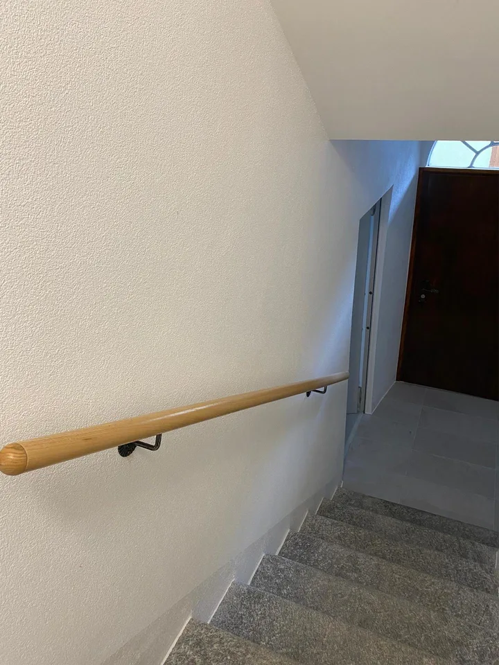 Maison indépendante élégante avec 5 pièces et balcon, rénovée, Riviera – photo 6 sur 16