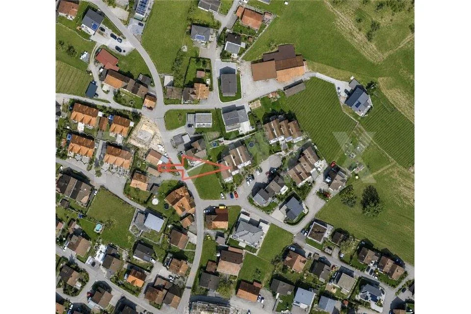 Maison de famille mitoyenne spacieuse dans un excellent emplacement