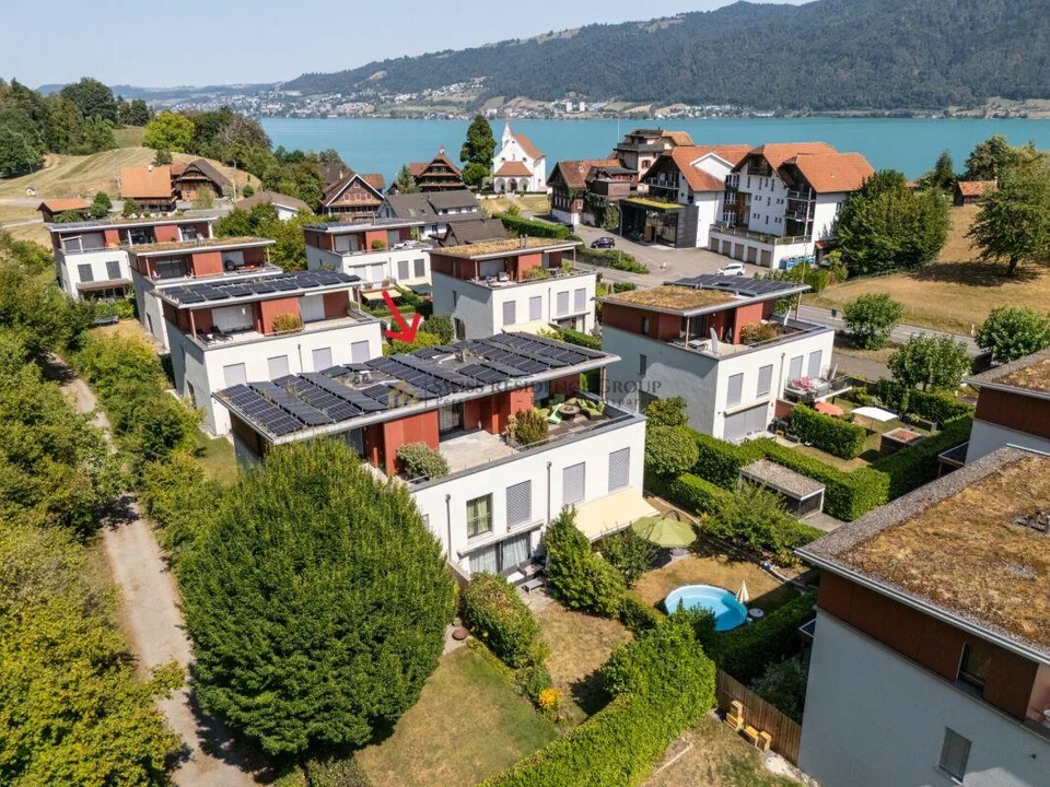 Exklusives Reiheneinfamilienhaus in Risch mit Zugersee-Blick