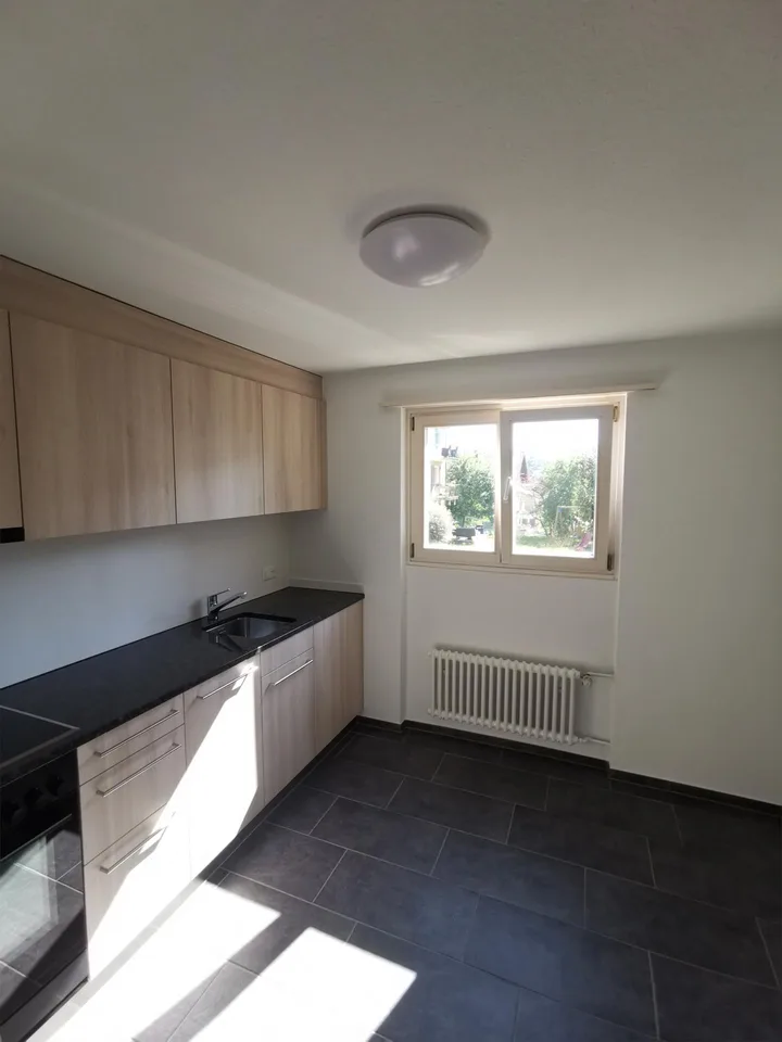 Helle teilrenovierte 3-Zimmerwohnung in Hunzenschwil!