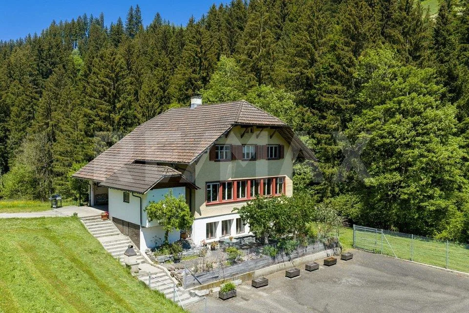 Einfamilienhaus an ruhiger und sonniger Lage – ein echtes Bijou!