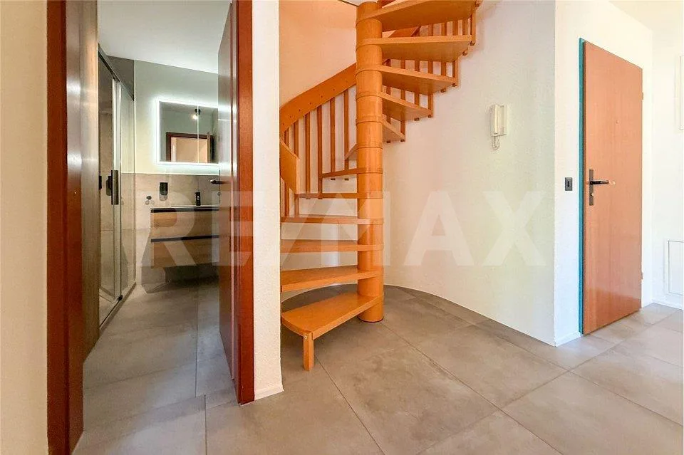 Hochwertig modernisierte Maisonette mit viel Komfort und Raum im Ze...