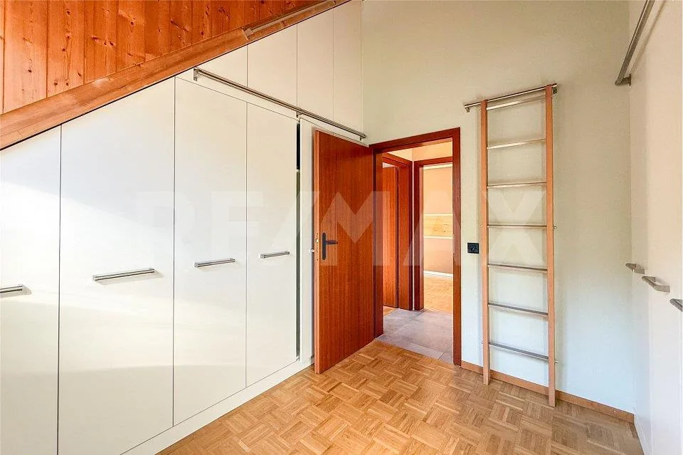 Hochwertig modernisierte Maisonette mit viel Komfort und Raum im Ze...