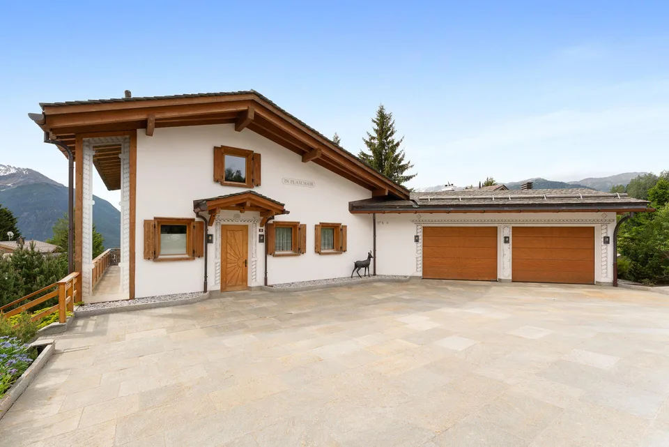 exklusives Chalet mit Zweitwohnsitz-Status in Lenzerheide-Region