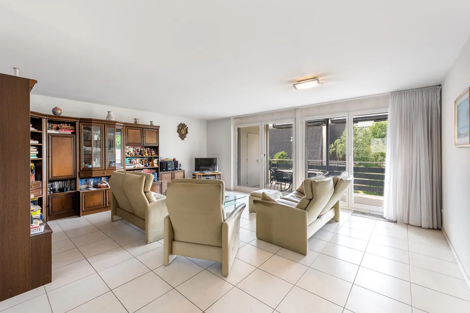 Grosszügige 4.5-Zimmer-Wohnung mit sonnigem Balkon