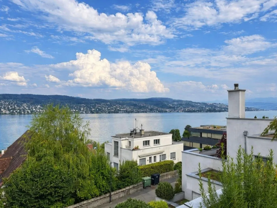 3.5-Zimmer-Terrassenwohnung - Ihre Traumaussicht in Kilchberg