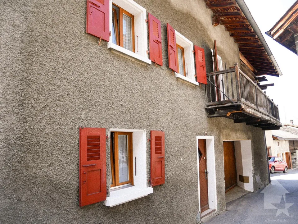 Authentique et spacieuse maison villageoise du 18ème siècle