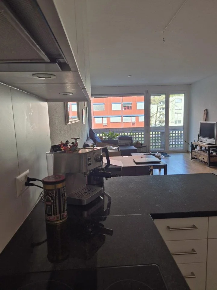 Helle 3-Zimmer-Wohnung mit Balkon an zentraler Lage in Bern