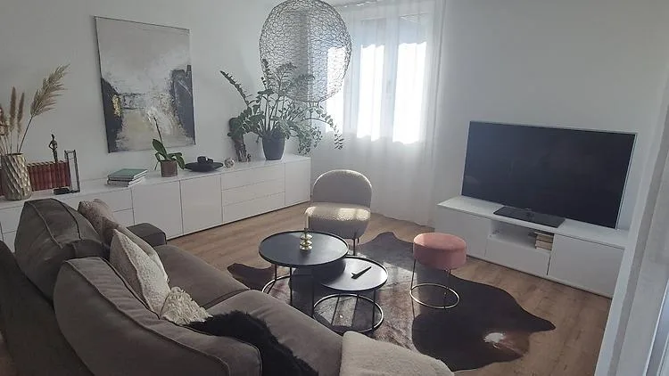 2½ ZI-WOHNUNG IN SEENGEN (AG), MÖBLIERT, TEMPORÄR