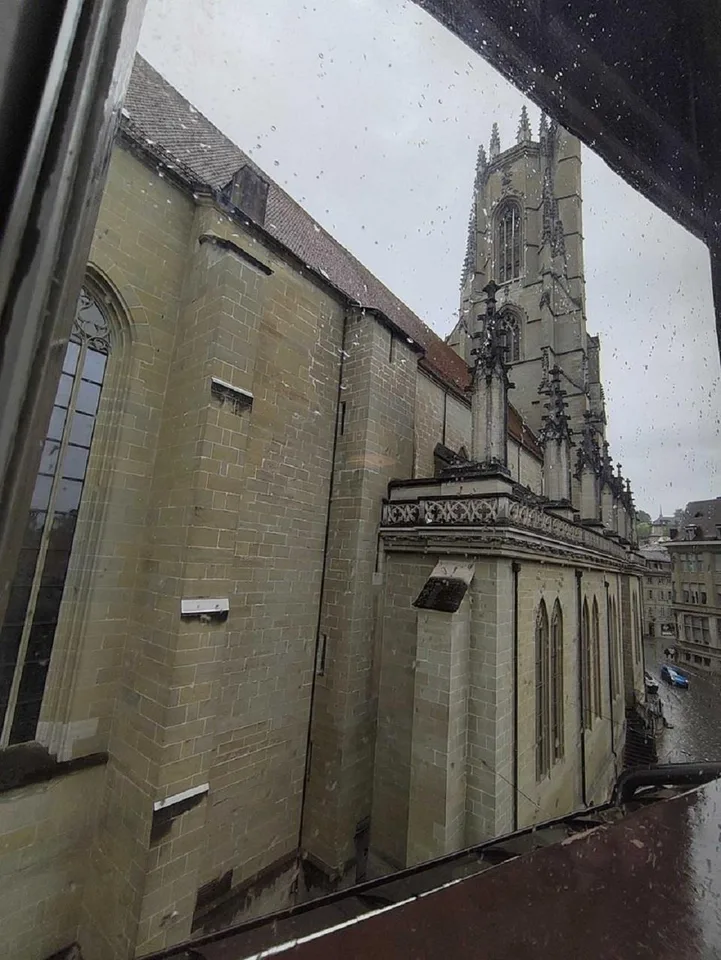 Charmant appartement de 2 pièces au cœur de Fribourg
