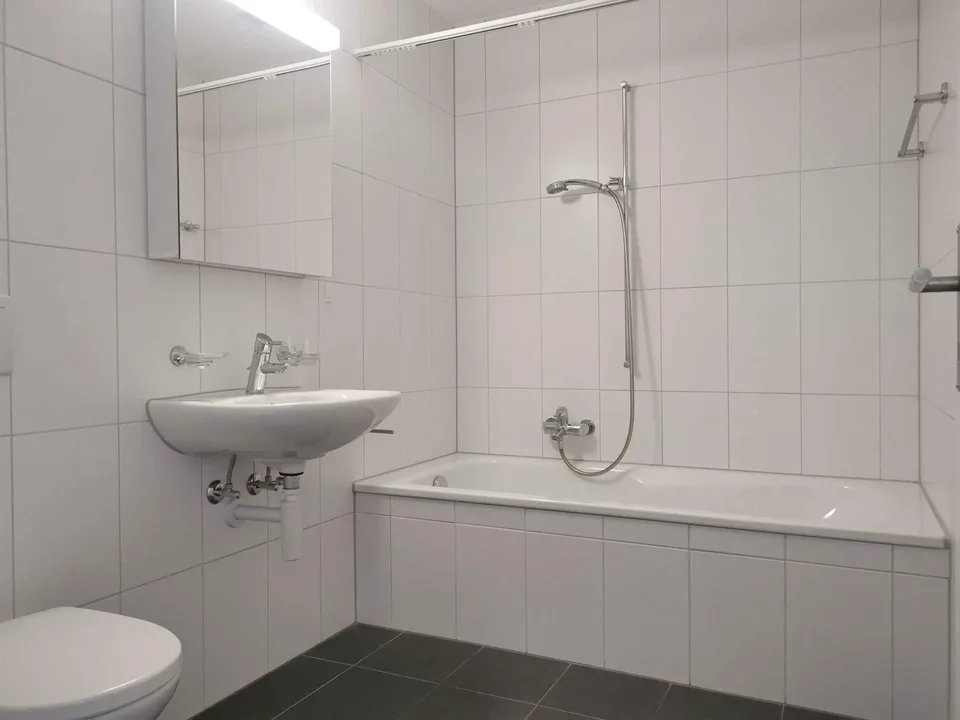 Attraktive 2.5 Zimmerwohnung in Laufen