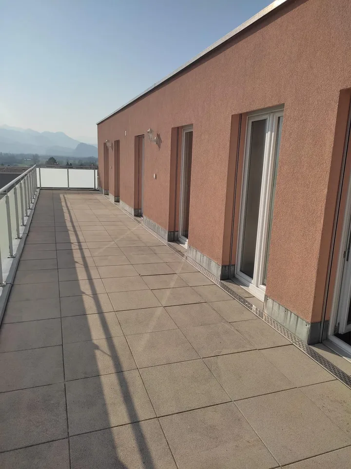 Attraktives Mehrfamilienhaus mit 8 hochwertigen Wohnungen
