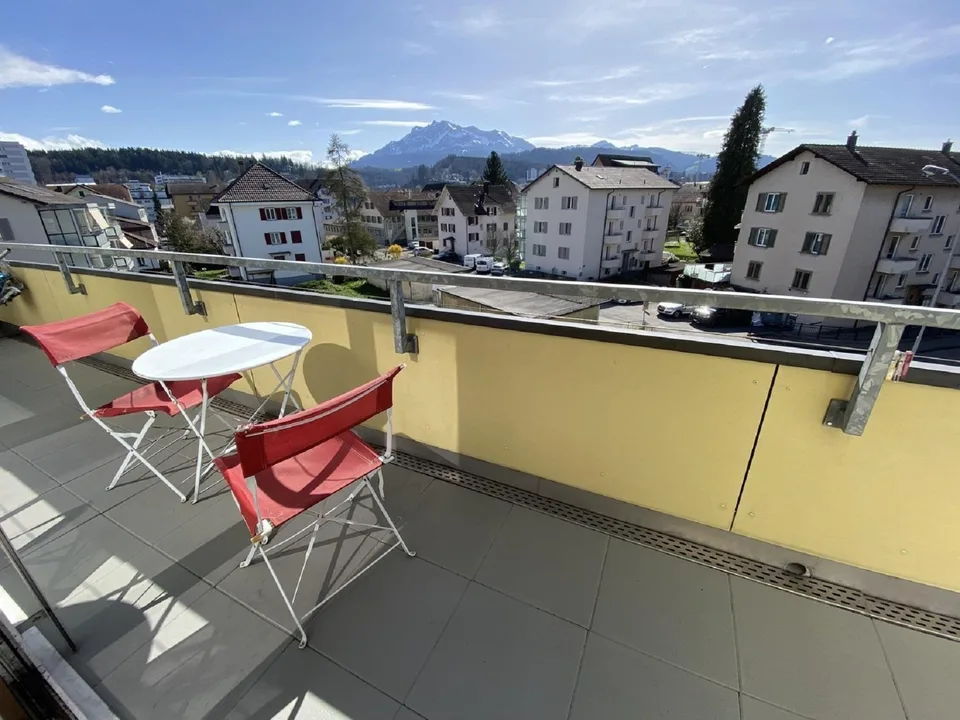 Gemütliches 1-Zimmer-Apartment mit Balkon in Emmen – sofort verfügbar!