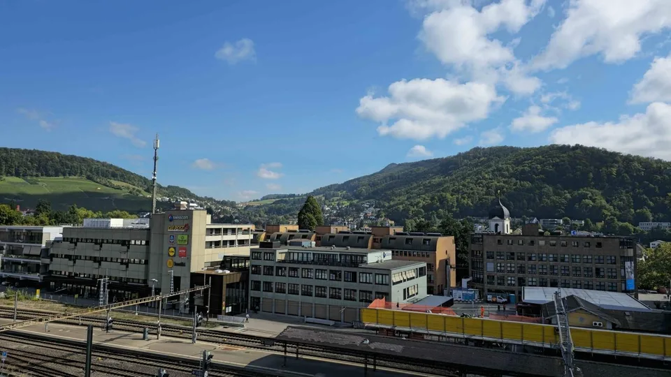 Moderne 3-Zimmer-Wohnung mit Balkon in Baden
