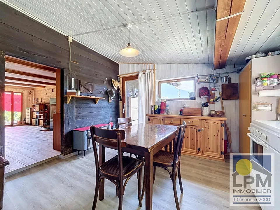 Un chalet atypique au coeur d'une nature préservée
