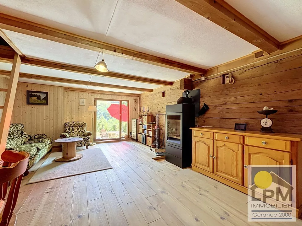 Un chalet atypique au coeur d'une nature préservée
