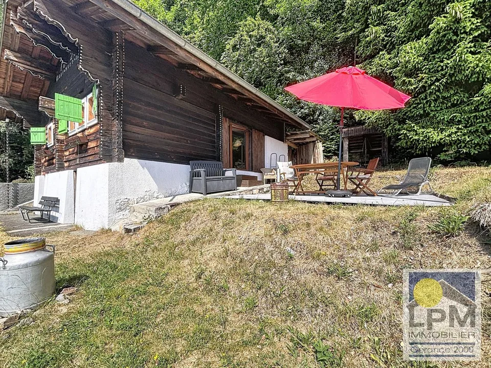 Un chalet atypique au coeur d'une nature préservée