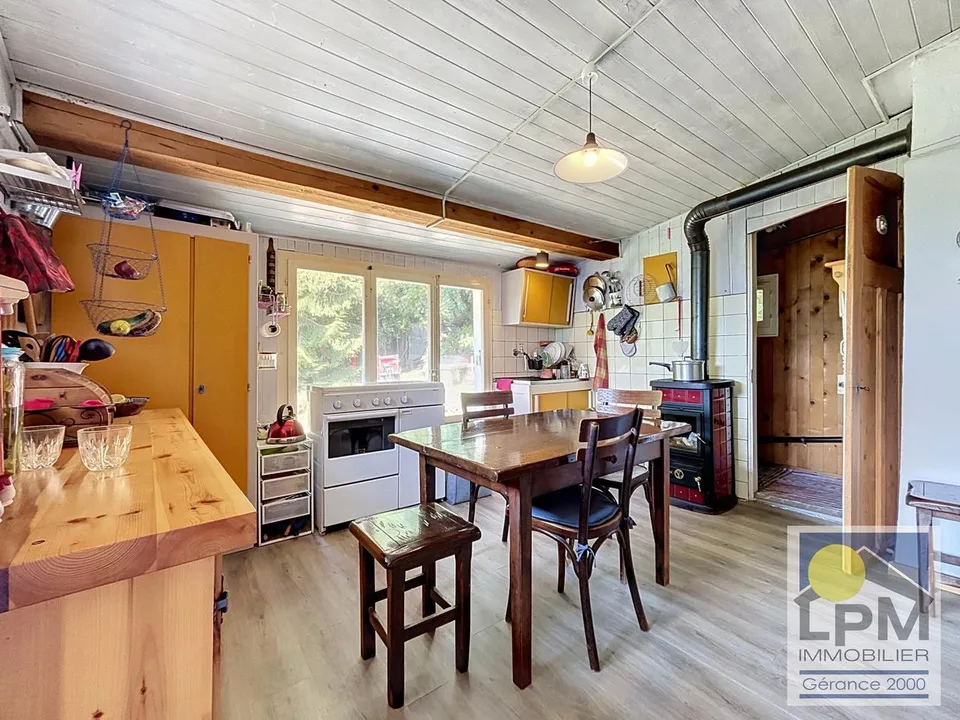 Un chalet atypique au coeur d'une nature préservée