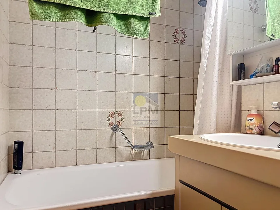 Appartement 2,5 pièces avec vue imprenable.