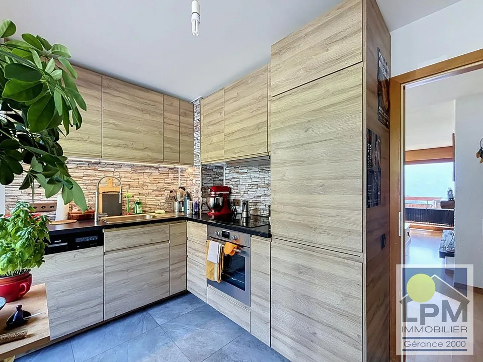 Élégant appartement 2.5p Charme, confort et emplacement privilégié