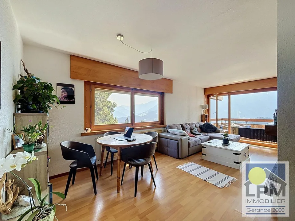 Élégant appartement 2.5p Charme, confort et emplacement privilégié