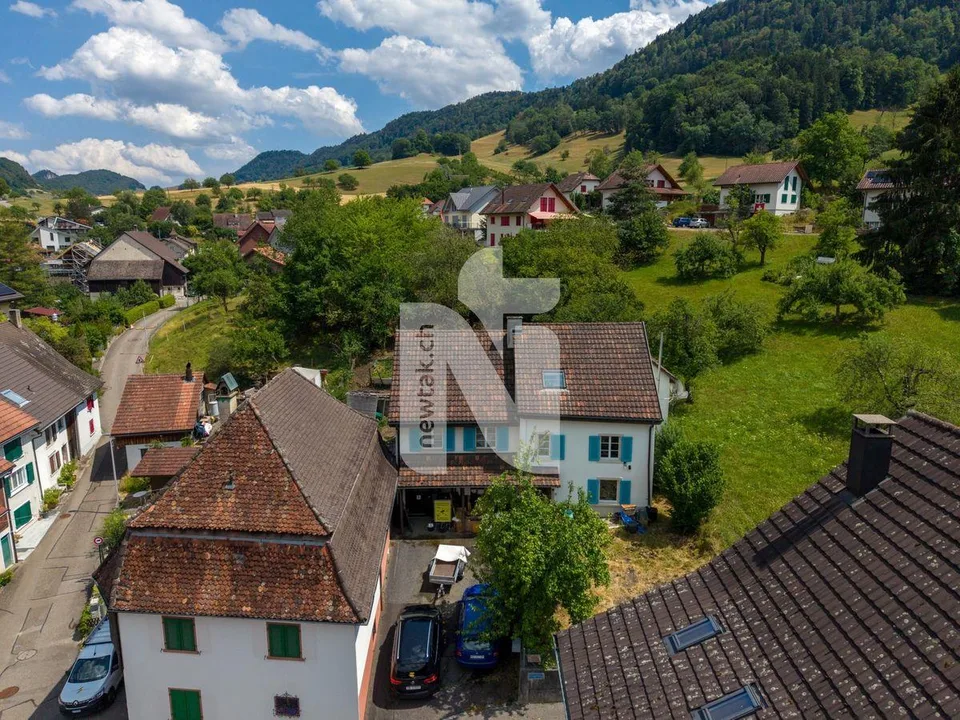 Maison individuelle détachée, familiale, avec grand jardin et vue sur la verdure