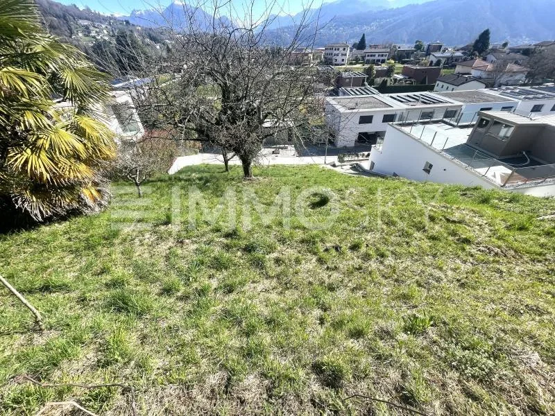 In zona soleggiata e panoramica
