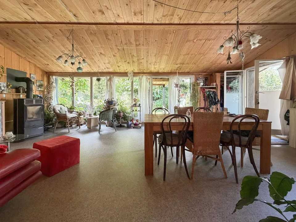 Generationenhaus mit Gartenparadies, Pohlern