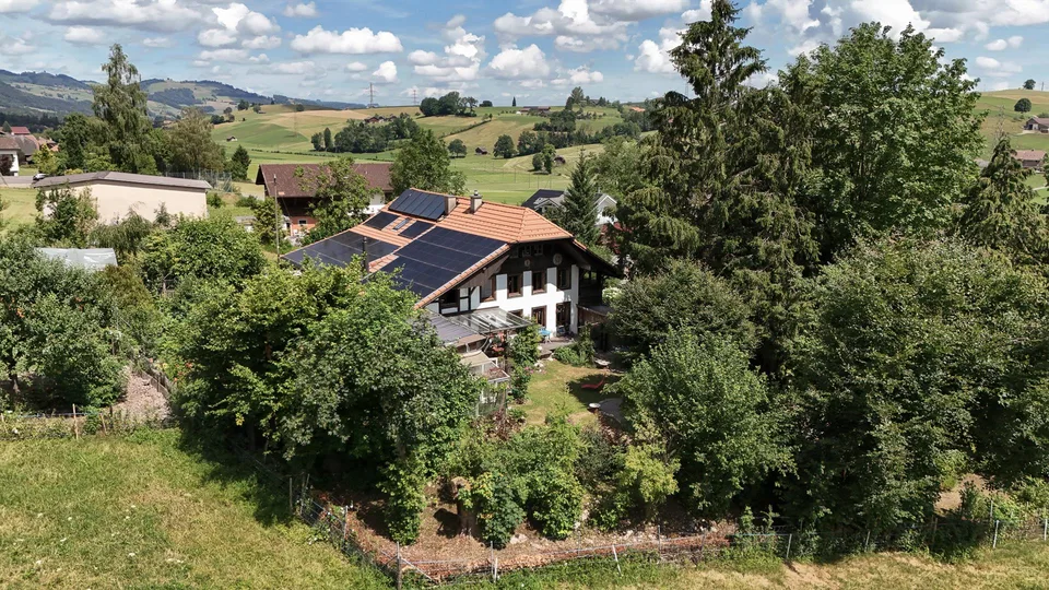 Generationenhaus mit Gartenparadies, Pohlern