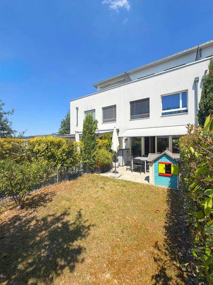 Modernes Reihenhaus, Oberfeld Ostermundigen